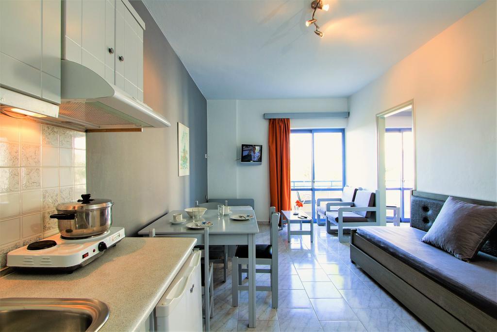 Aparthotel Balito à Agioi Apostoli  Extérieur photo